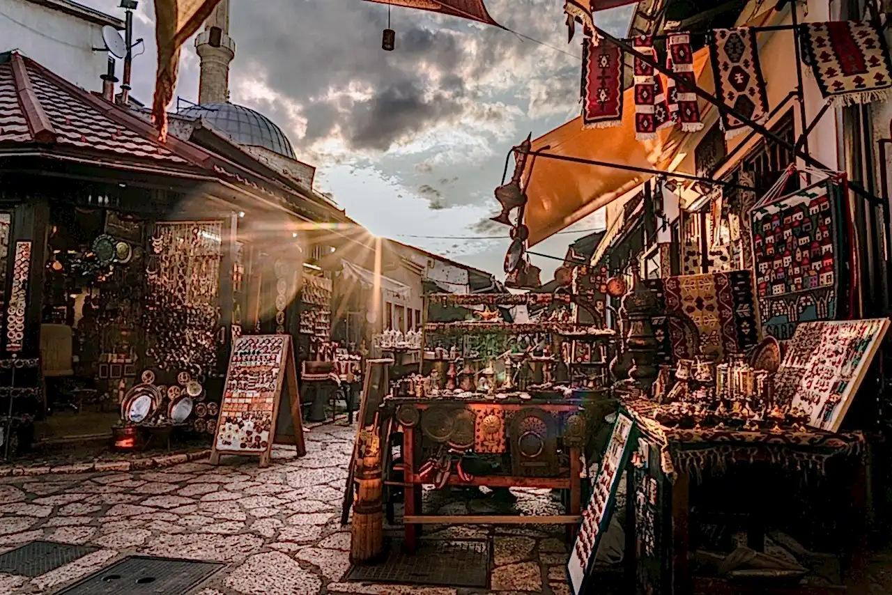 Uçaklı Büyük Balkanlar Turu